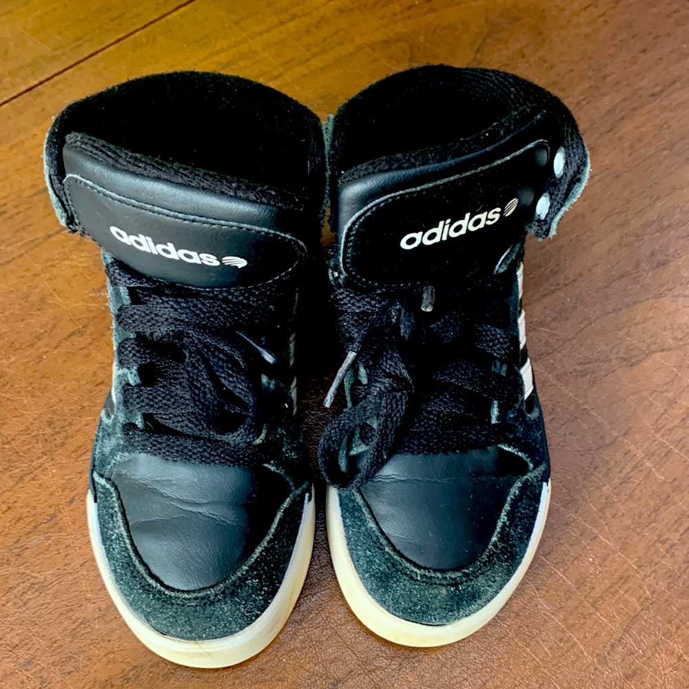 Adidas Neo high tops black/white Boys Size 11